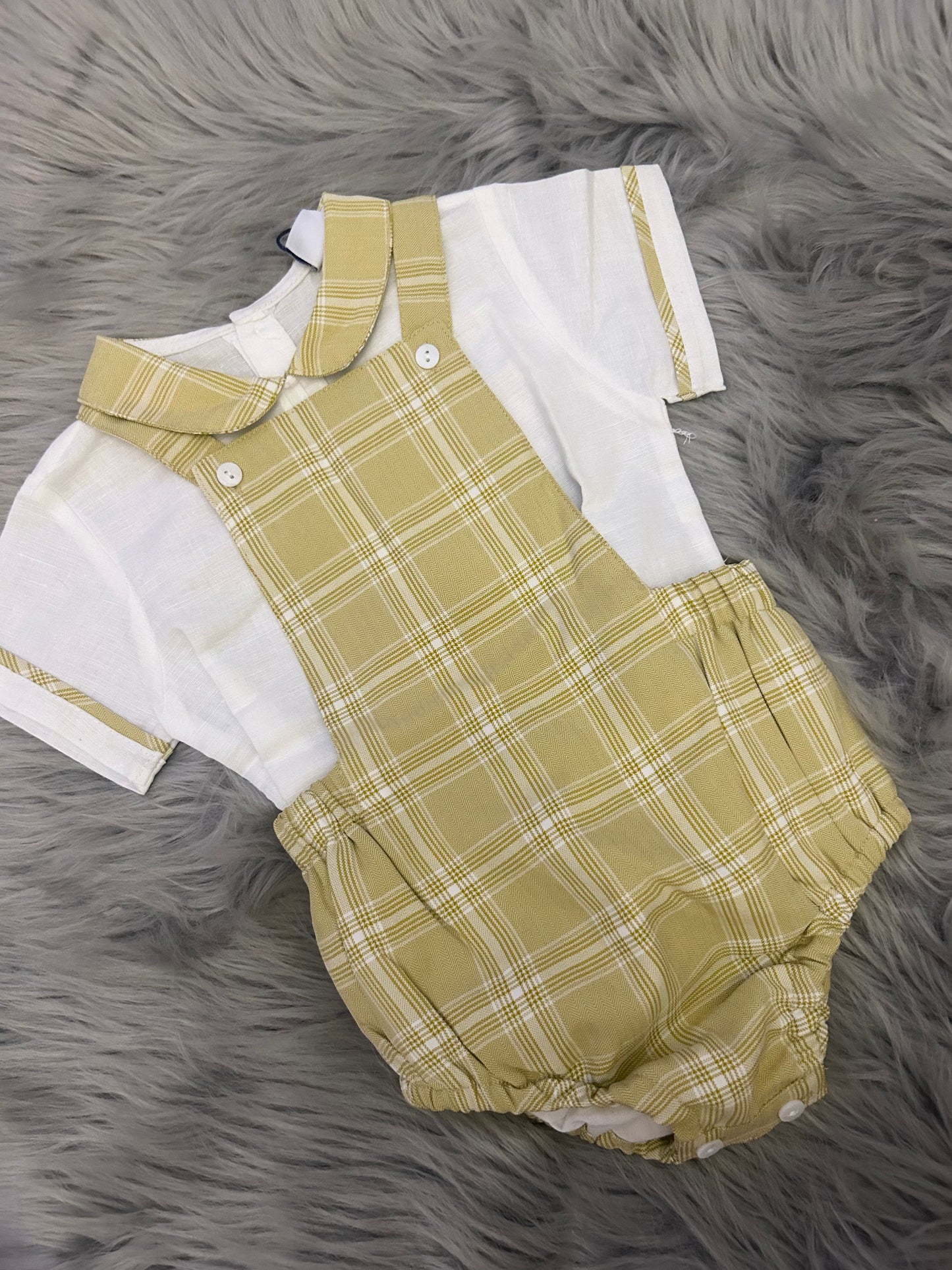 Shirt & beige romper